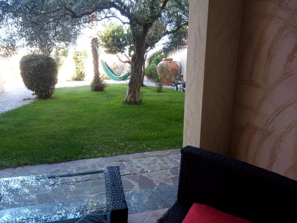 Nora Guesthouse Rooms And Villas Pula Kültér fotó